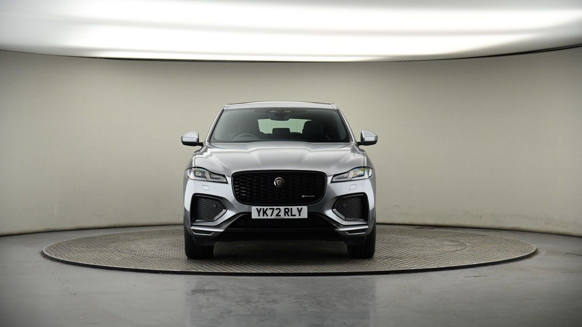 Jaguar F-PACE Image 18