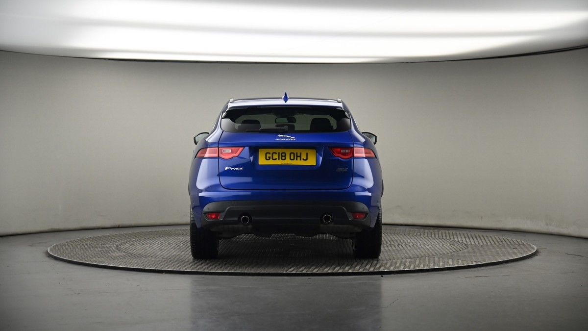 Jaguar F-PACE Image 51