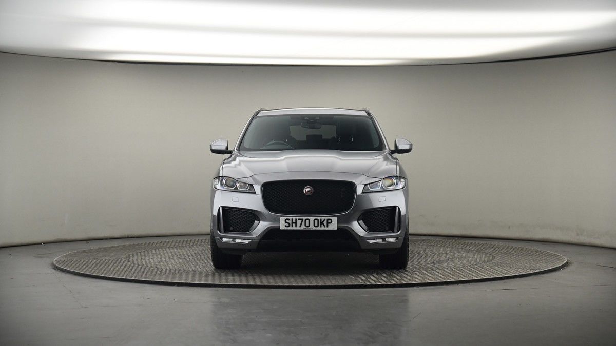 Jaguar F-PACE Image 18