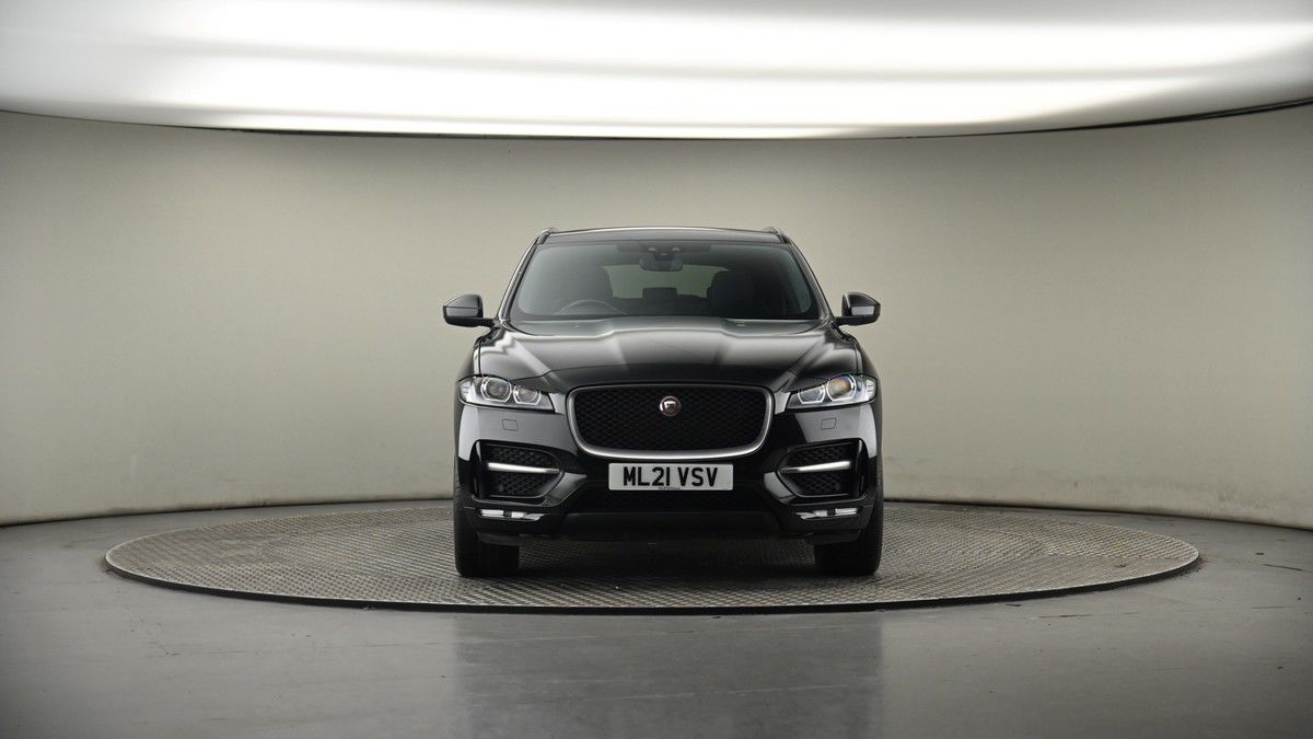 Jaguar F-PACE Image 18