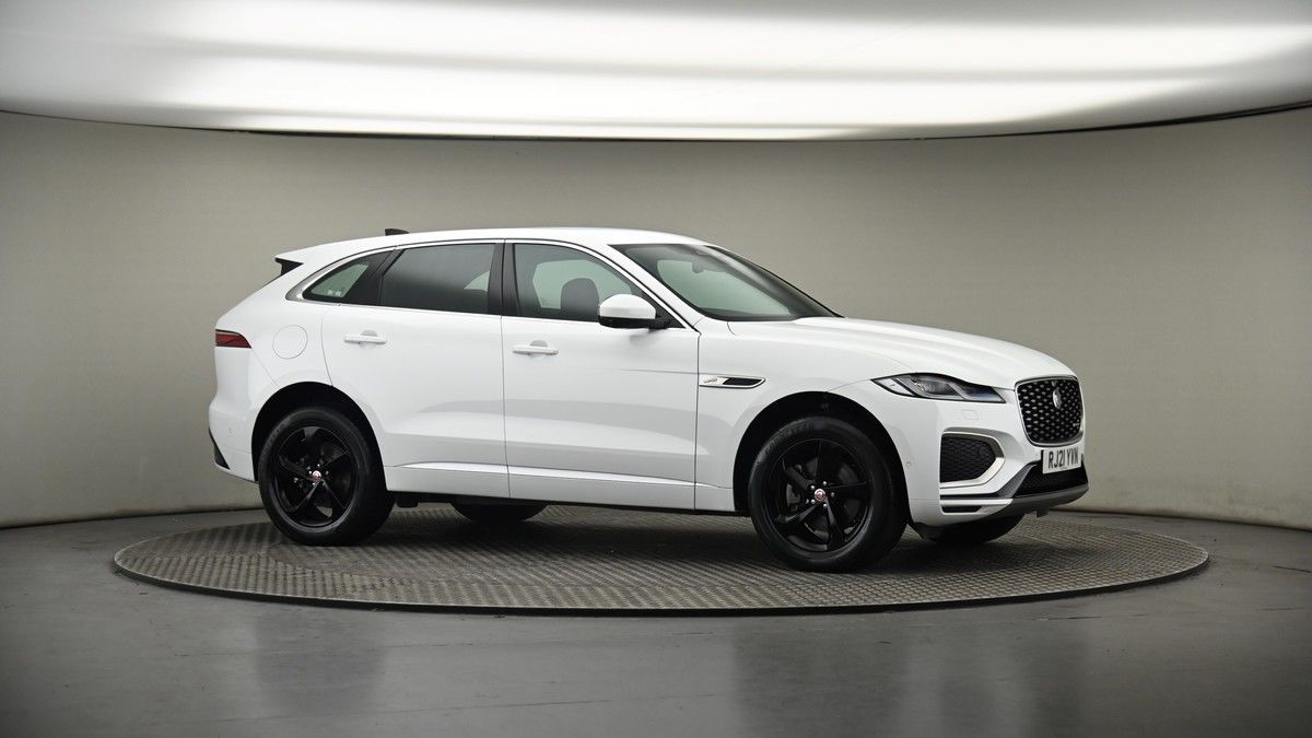 Jaguar F-PACE Image 6