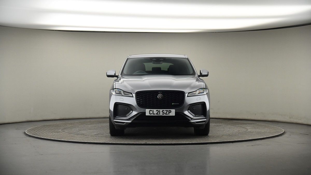 Jaguar F-PACE Image 18