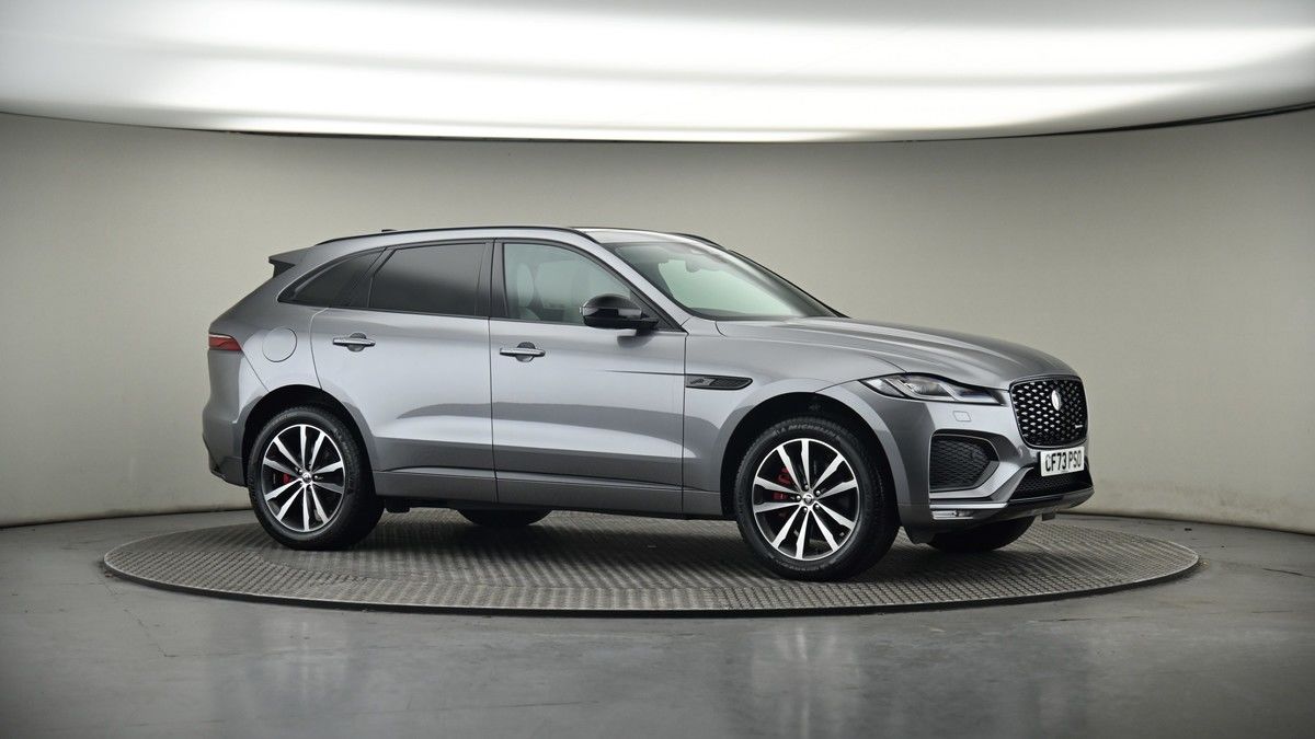 Jaguar F-PACE Image 6