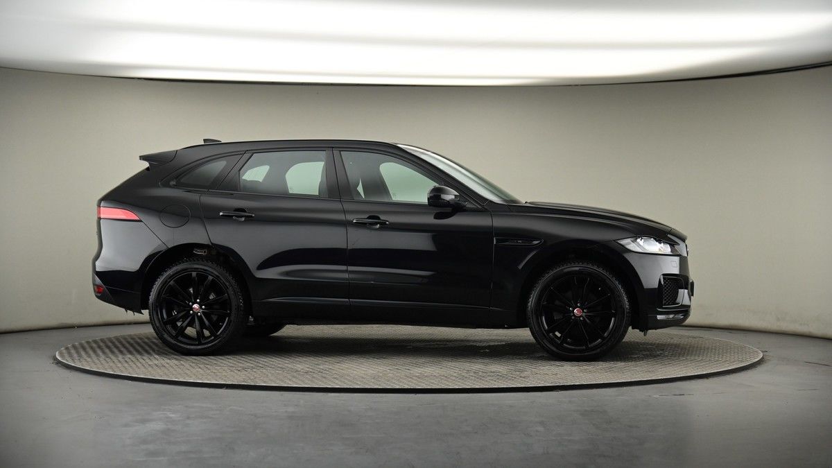 More views of Jaguar F-PACE