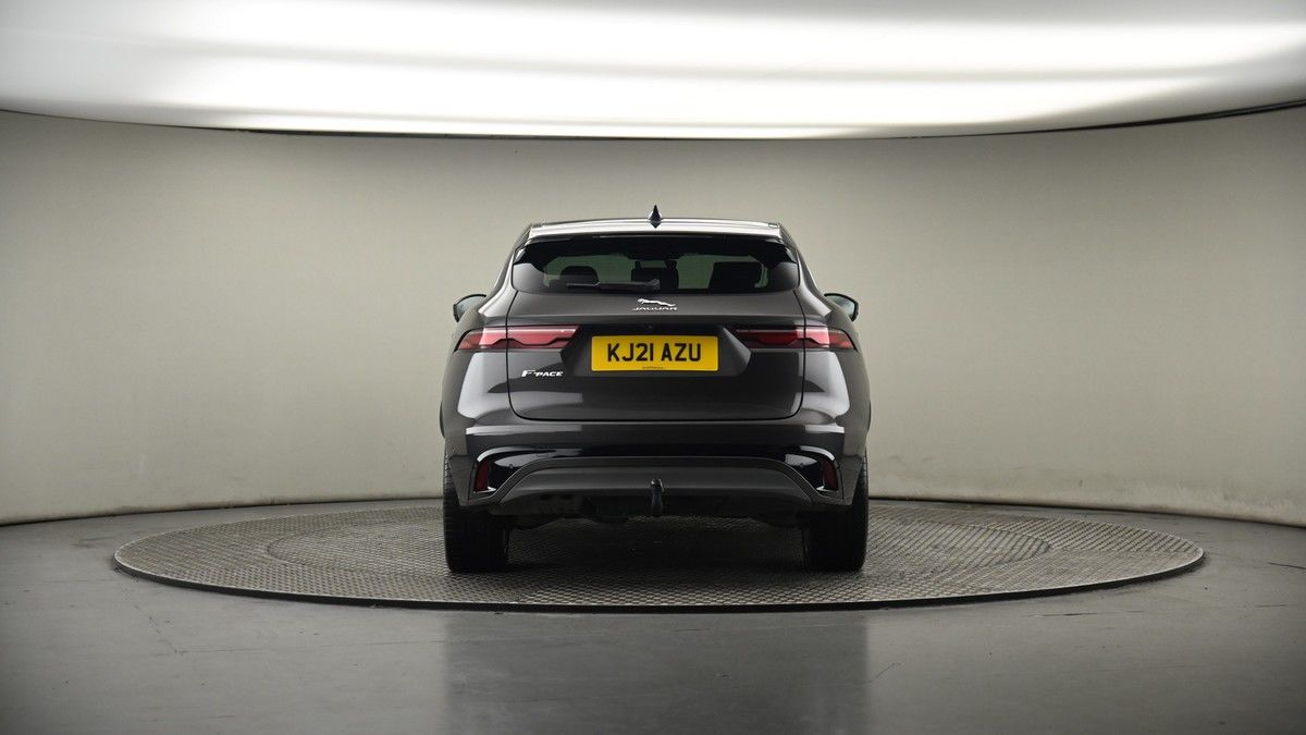 Jaguar F-PACE Image 17