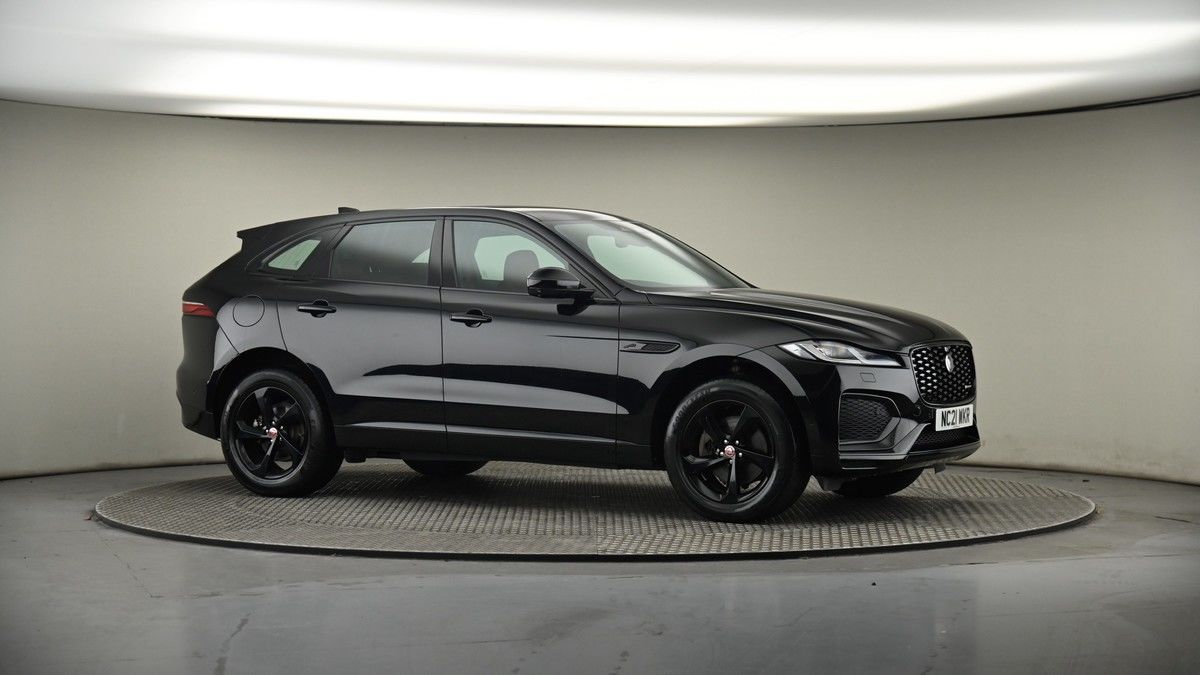 Jaguar F-PACE Image 6