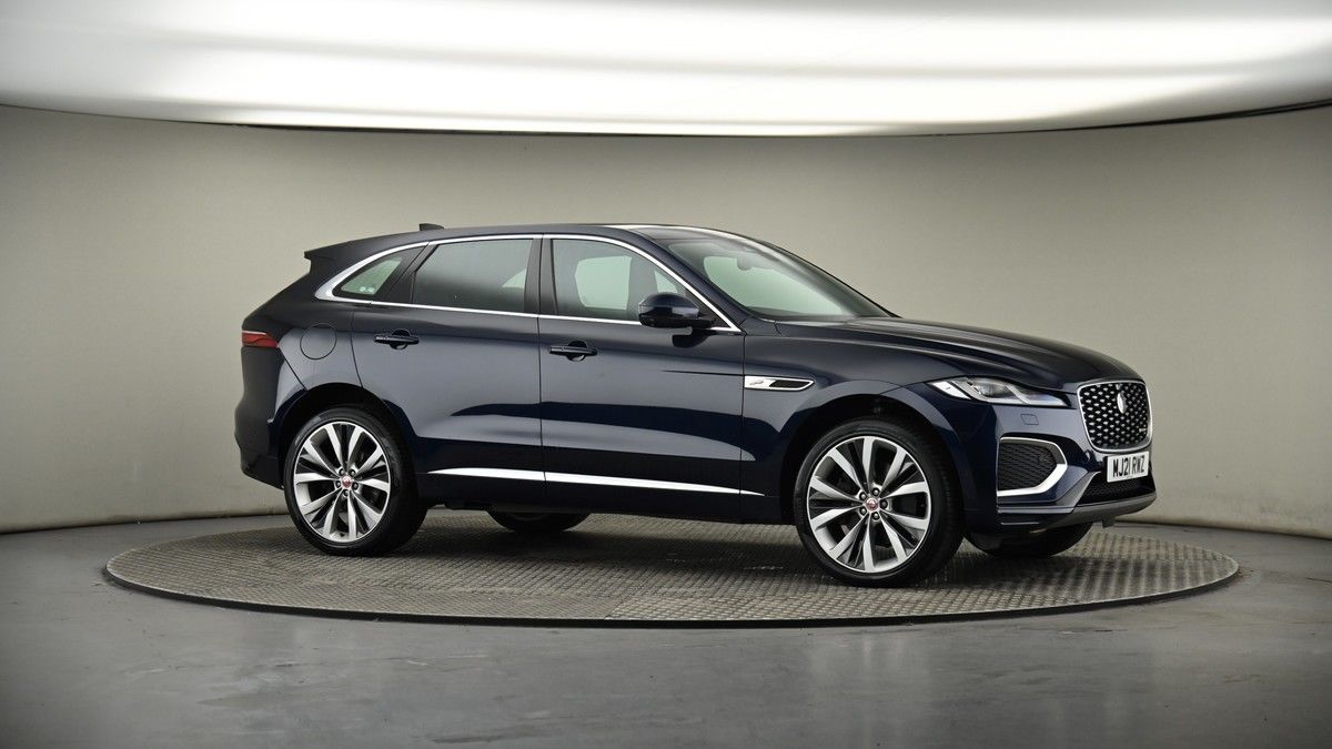 Jaguar F-PACE Image 6