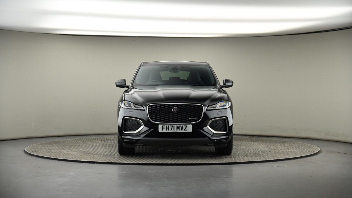 Jaguar F-PACE Image 18