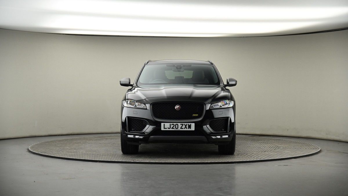 Jaguar F-PACE Image 17