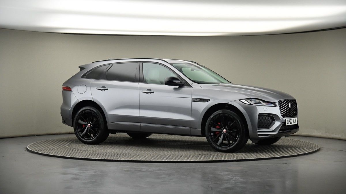 Jaguar F-PACE Image 6