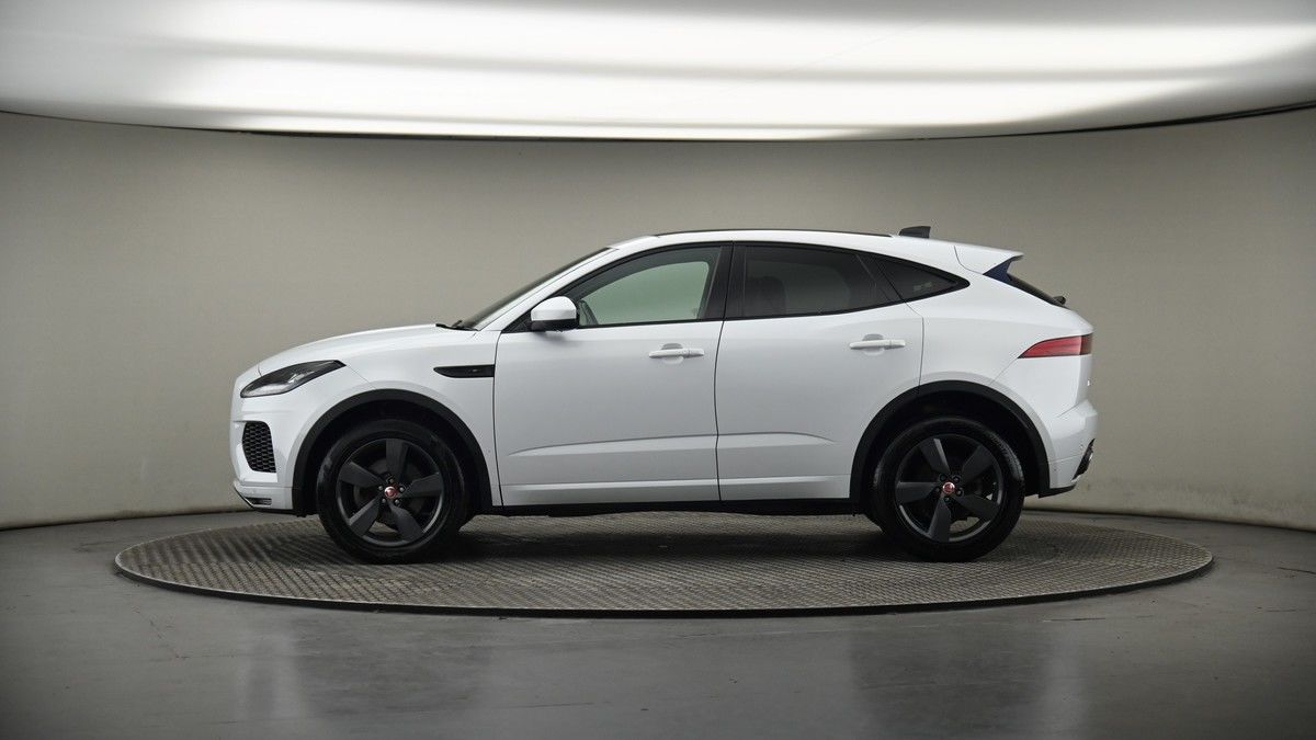 Jaguar E-PACE Image 19