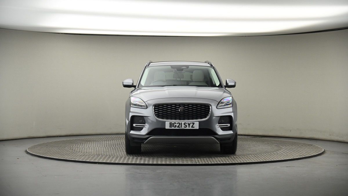 Jaguar E-PACE Image 18