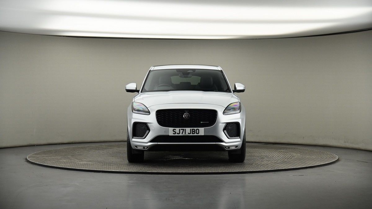 Jaguar E-PACE Image 18