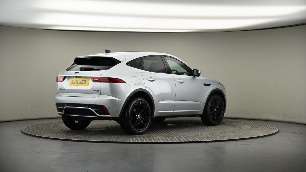 Jaguar E-PACE Image 7