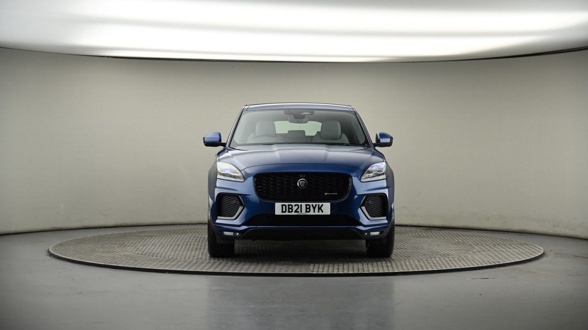 Jaguar E-PACE Image 17