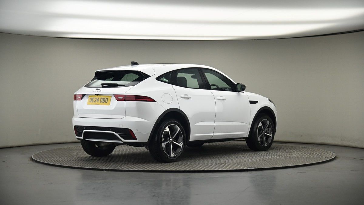 Jaguar E-PACE Image 7