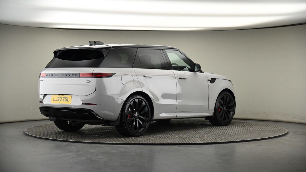 Land Rover Range Rover Sport Image 7