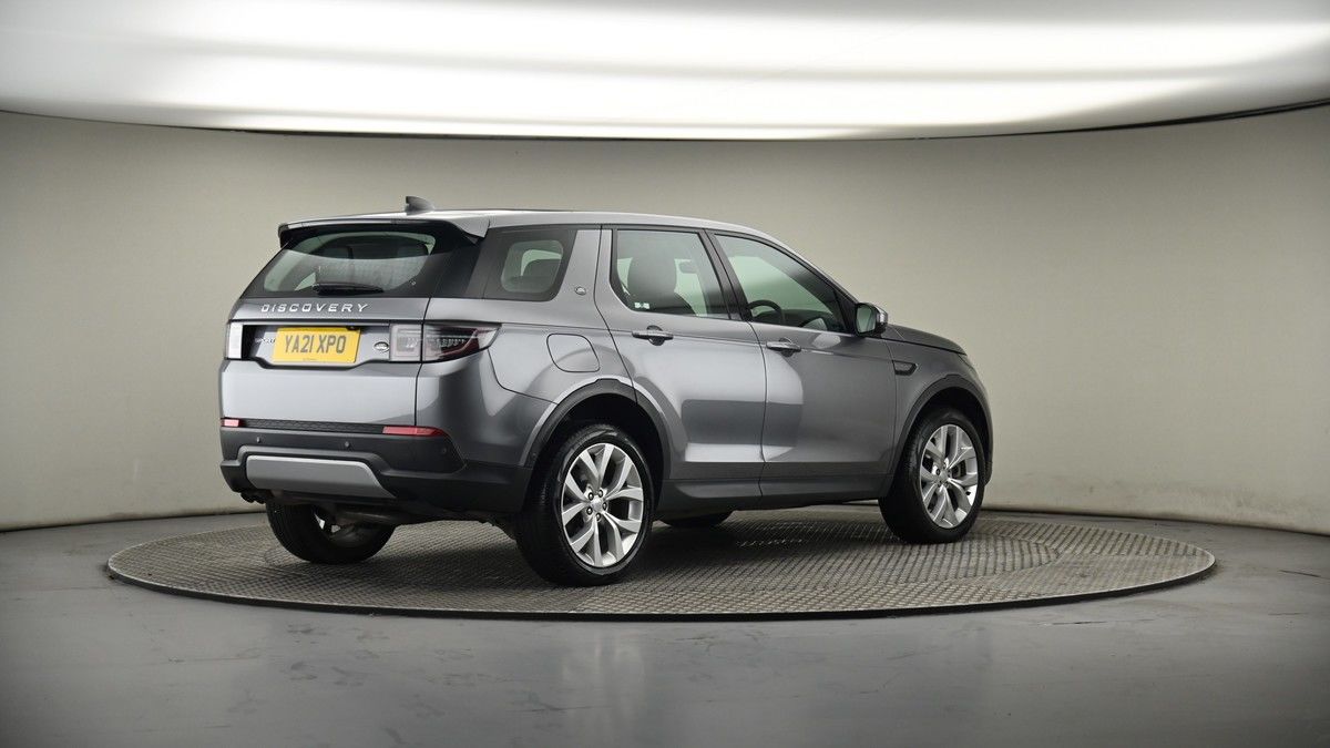 Land Rover Discovery Sport Image 7