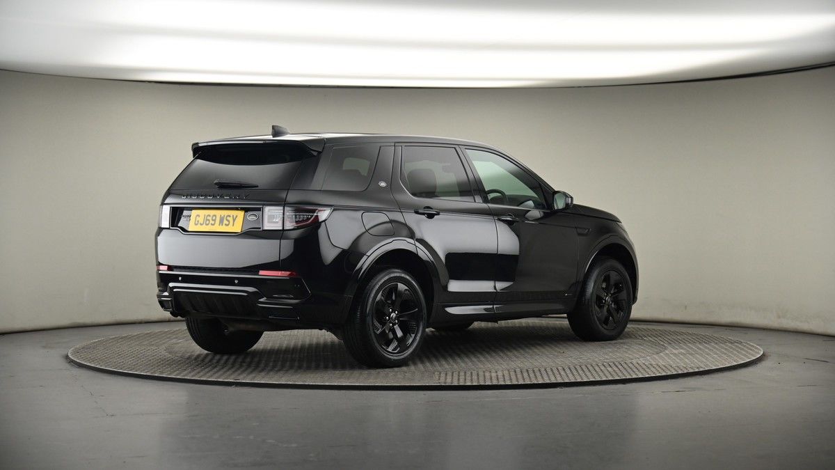 Land Rover Discovery Sport Image 7