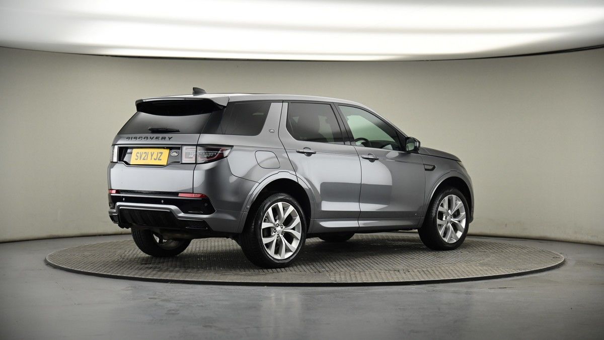 Land Rover Discovery Sport Image 7