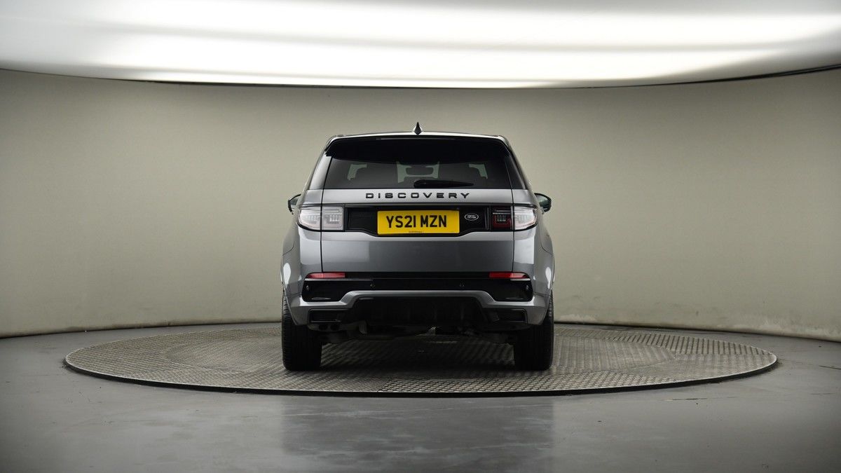 Land Rover Discovery Sport Image 17