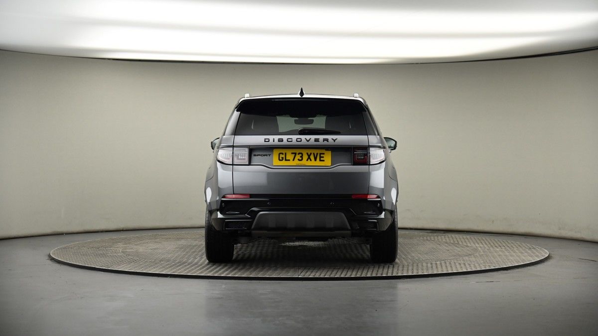 Land Rover Discovery Sport Image 17