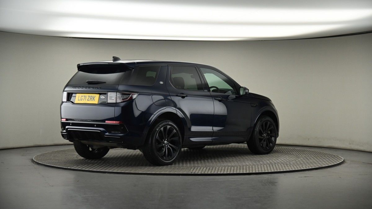 Land Rover Discovery Sport Image 7