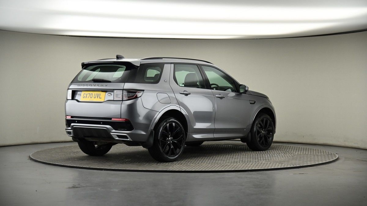 Land Rover Discovery Sport Image 6