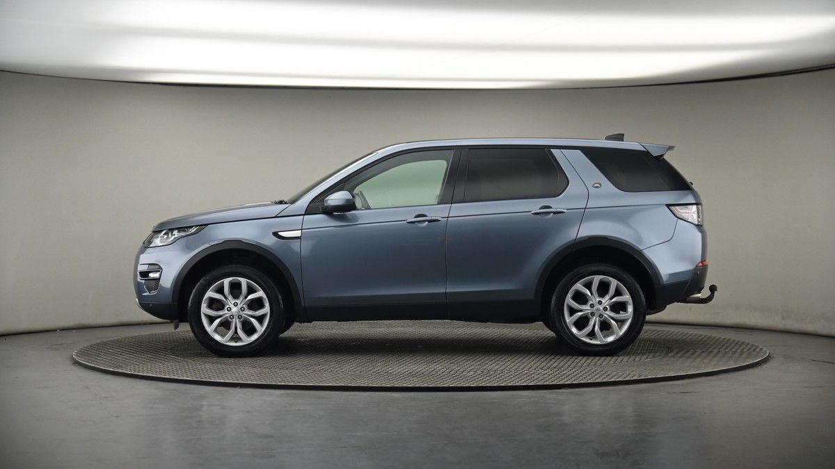 More views of Land Rover Discovery Sport