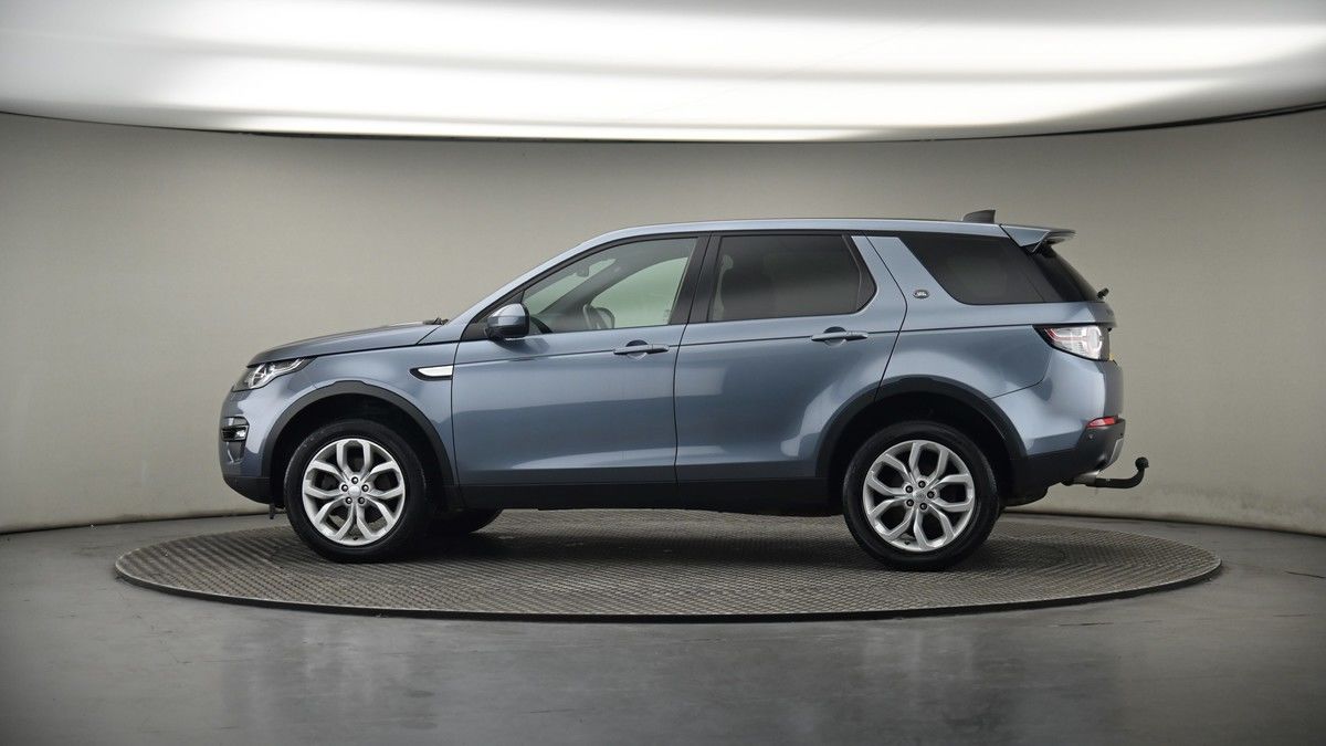 More views of Land Rover Discovery Sport