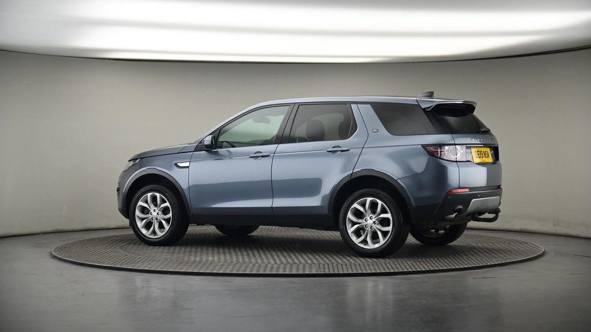 More views of Land Rover Discovery Sport