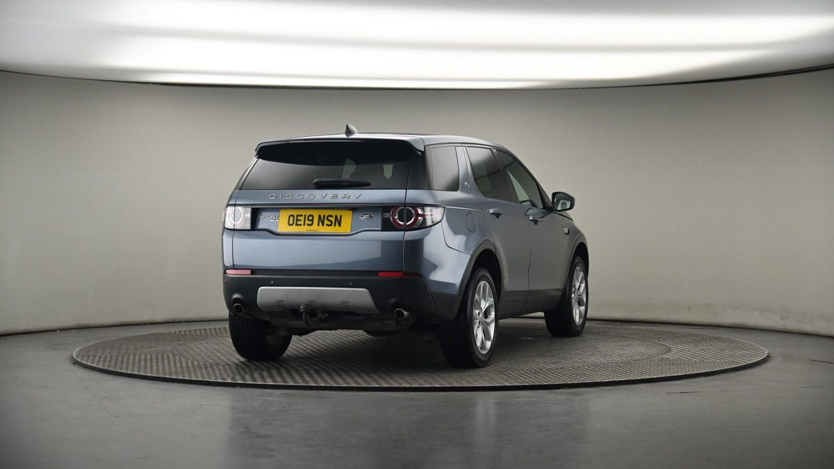 More views of Land Rover Discovery Sport