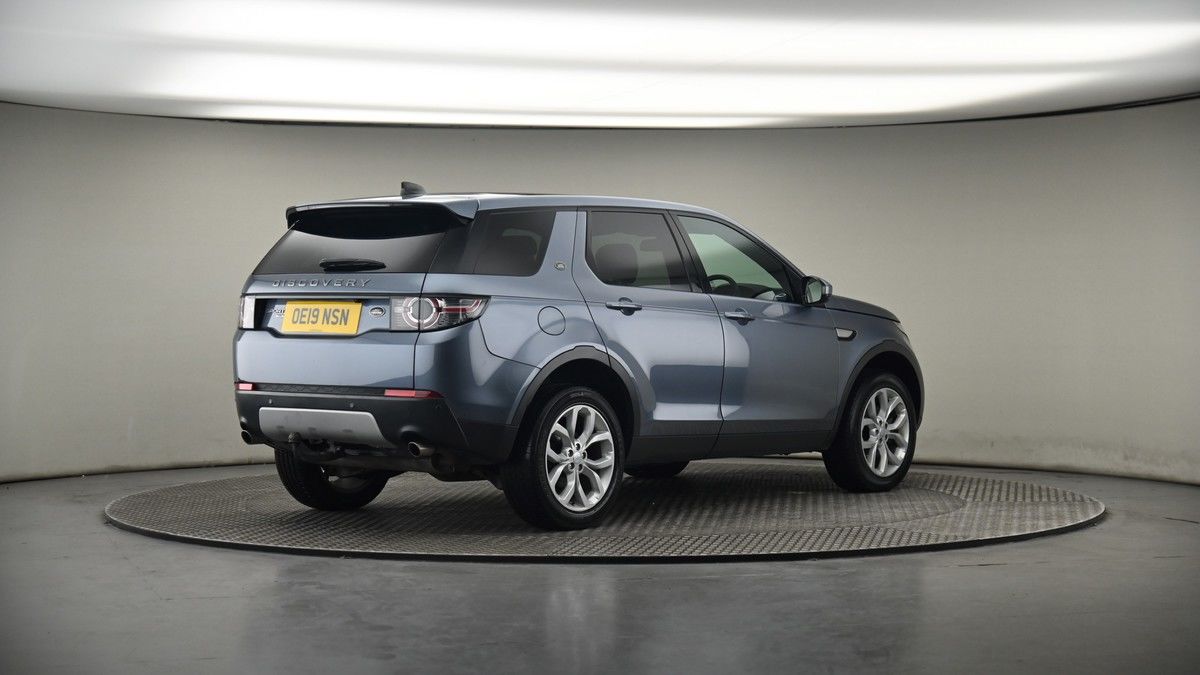 More views of Land Rover Discovery Sport