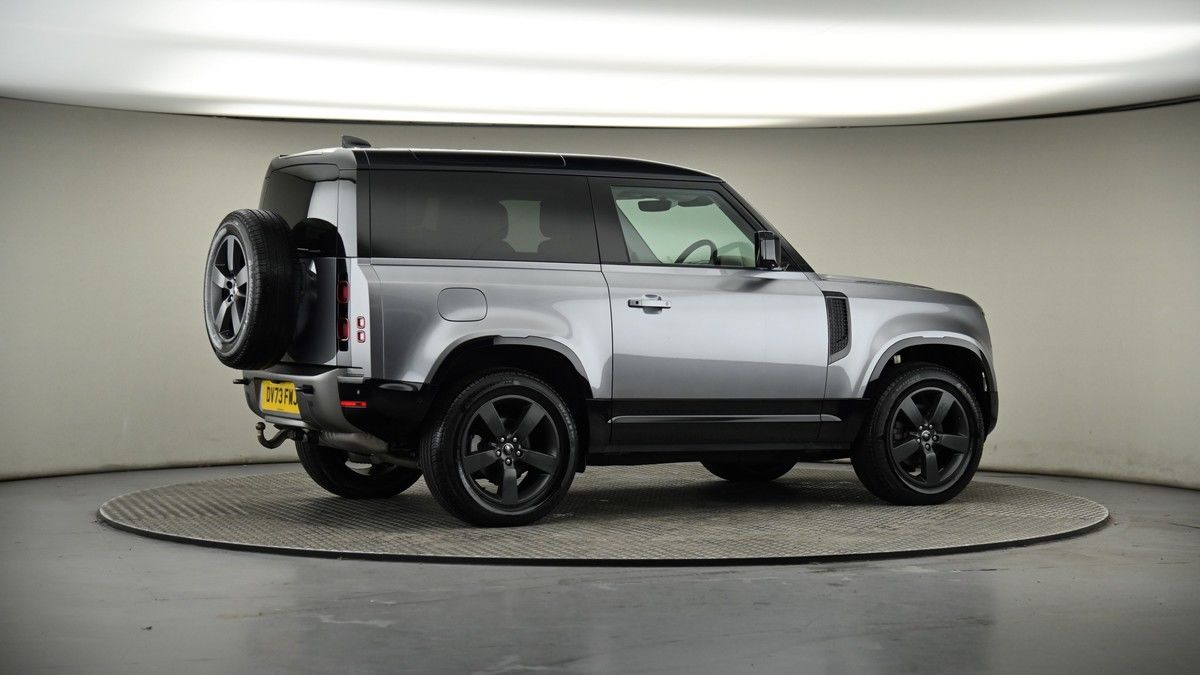 More views of Land Rover Defender 90