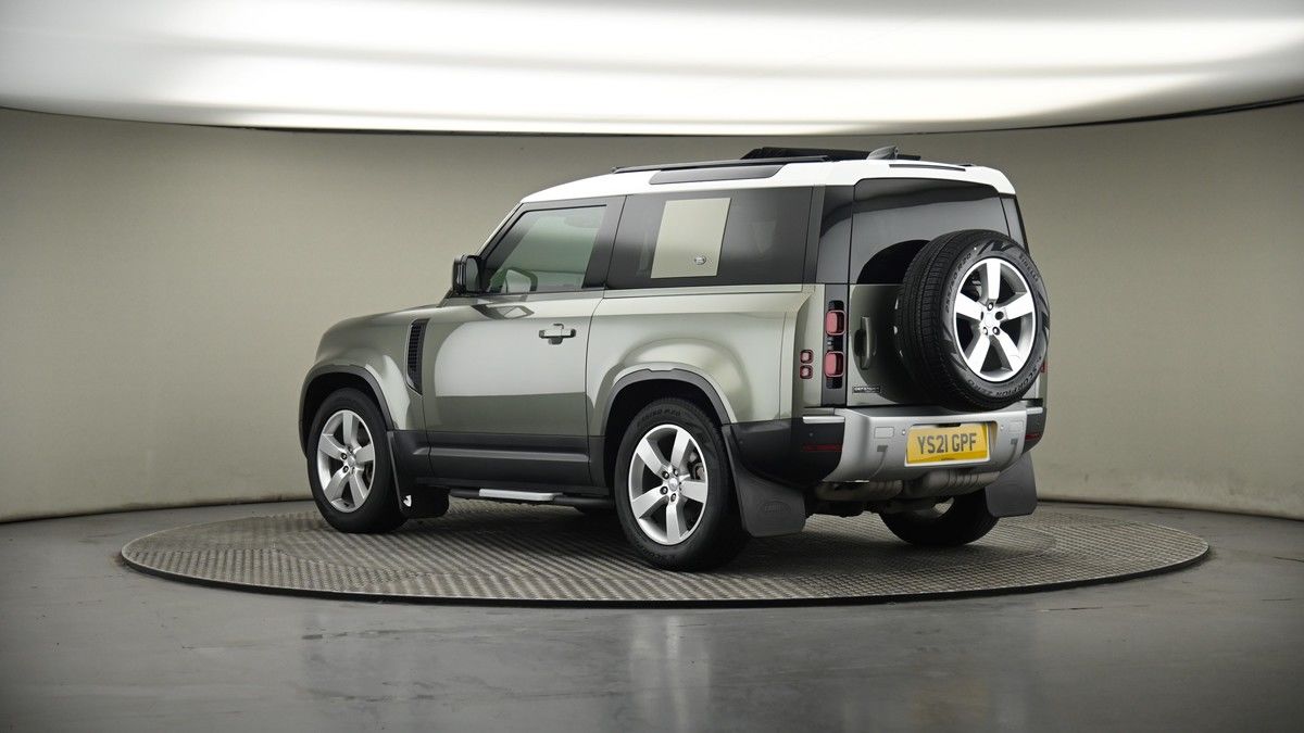 More views of Land Rover Defender 90