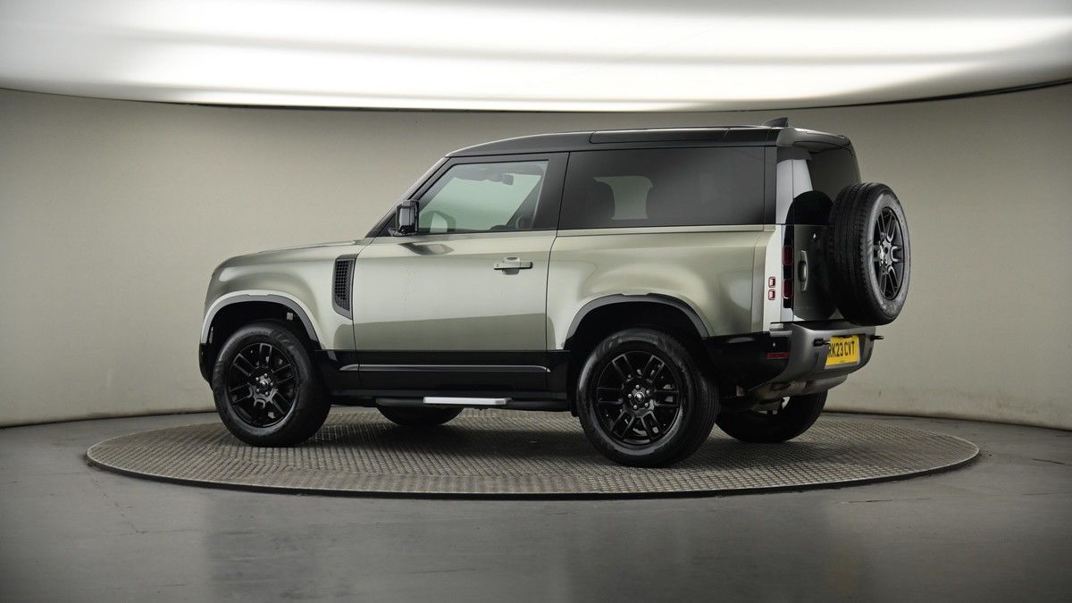 More views of Land Rover Defender 90