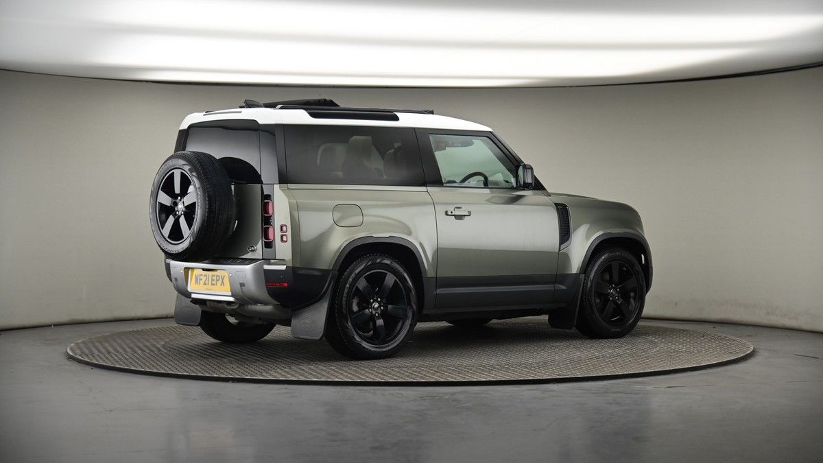 More views of Land Rover Defender 90