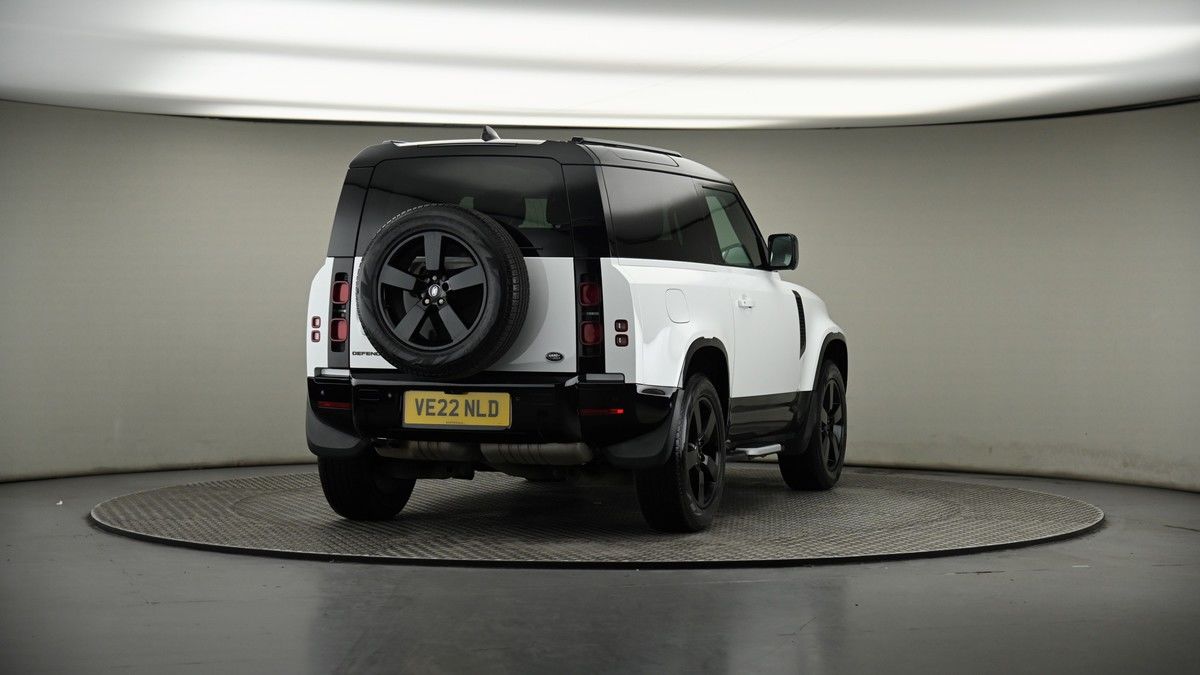 More views of Land Rover Defender 90