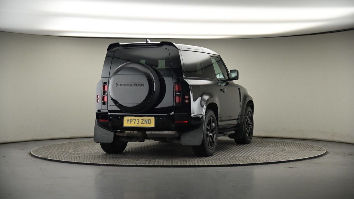 More views of Land Rover Defender 90