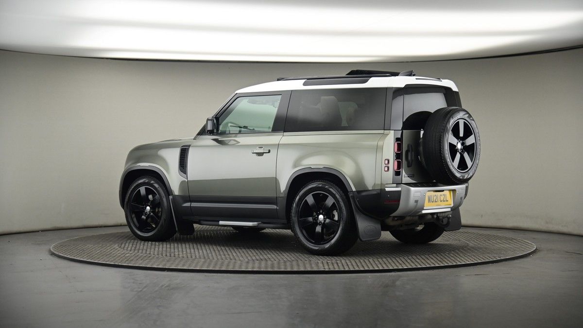 More views of Land Rover Defender 90