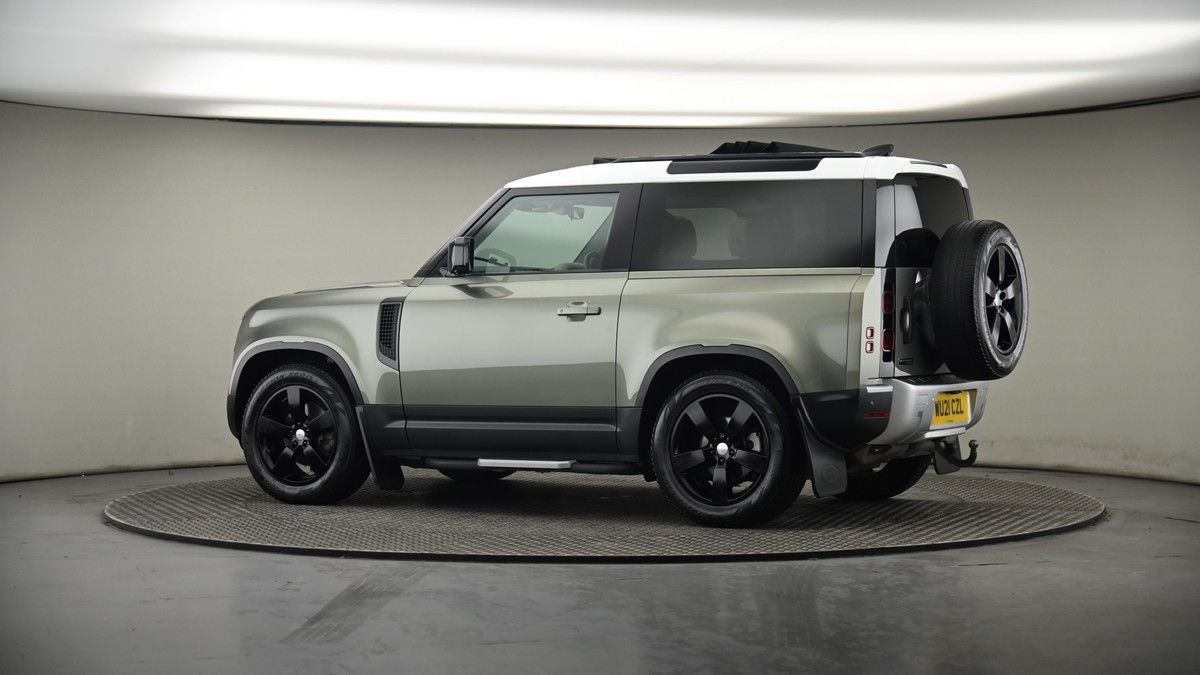 More views of Land Rover Defender 90