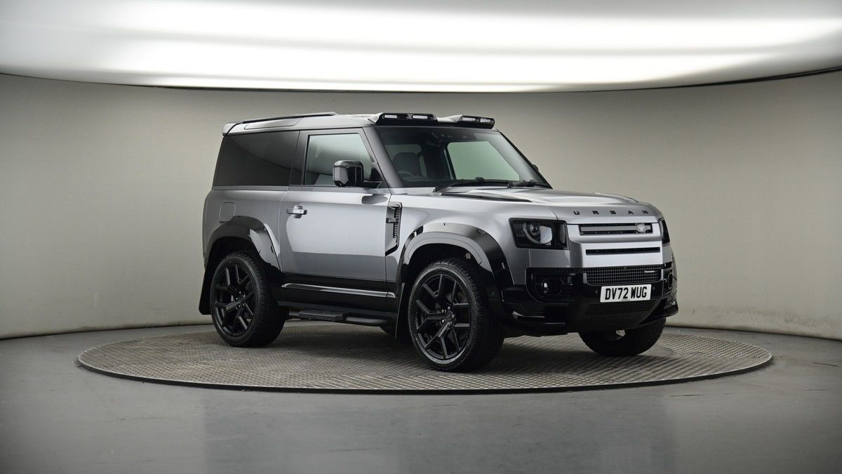 More views of Land Rover Defender 90