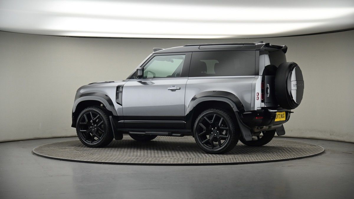 More views of Land Rover Defender 90