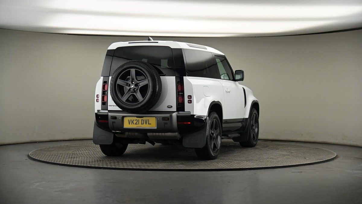 More views of Land Rover Defender 90