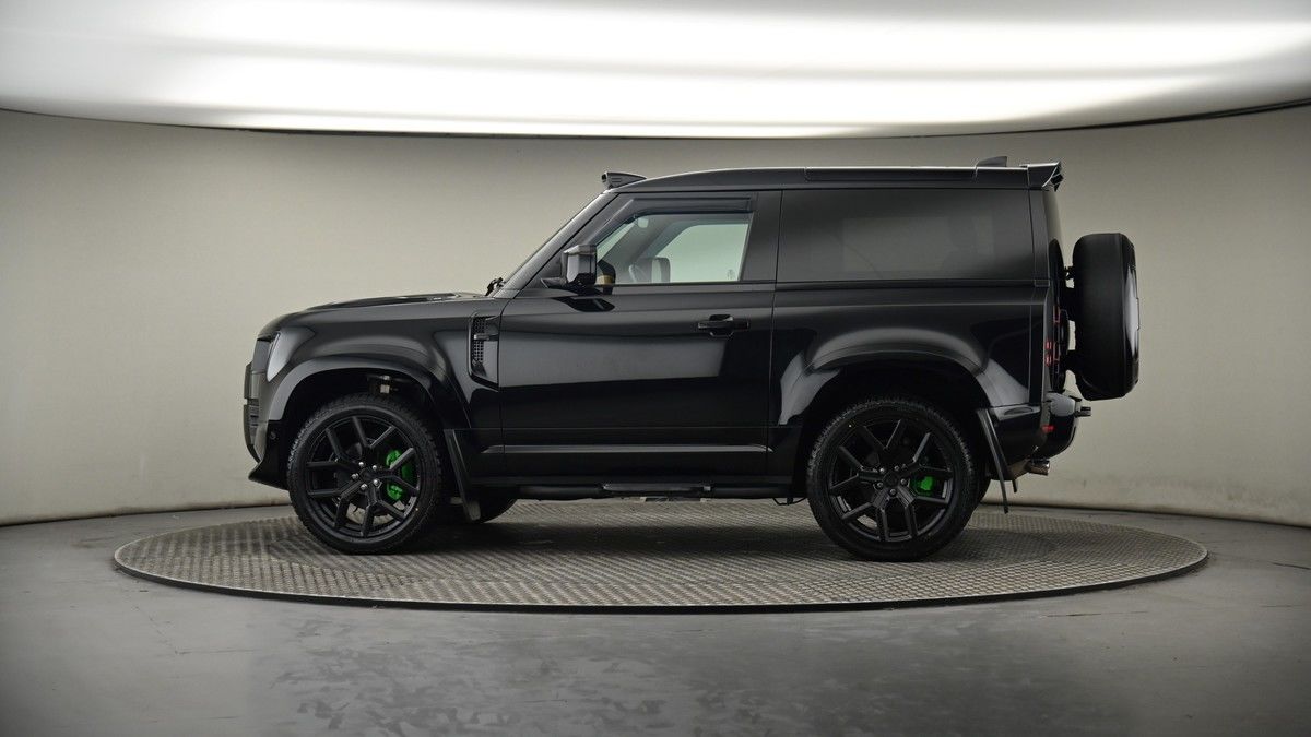 More views of Land Rover Defender 90