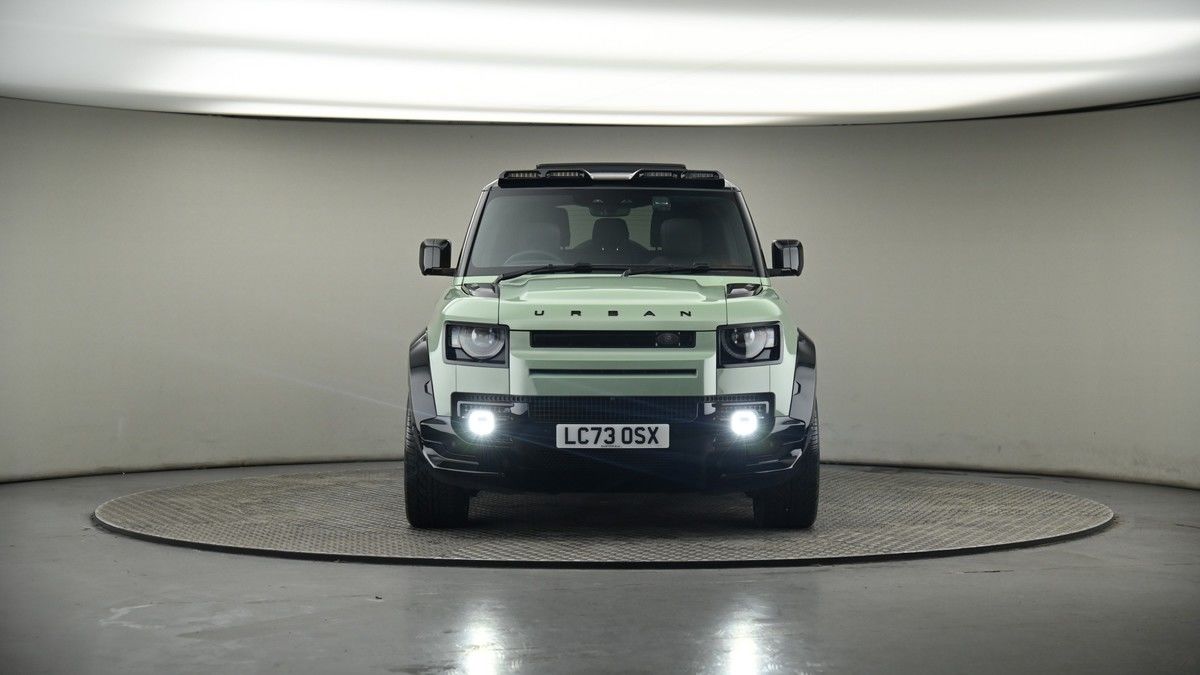 Land Rover Defender 90 Image 18