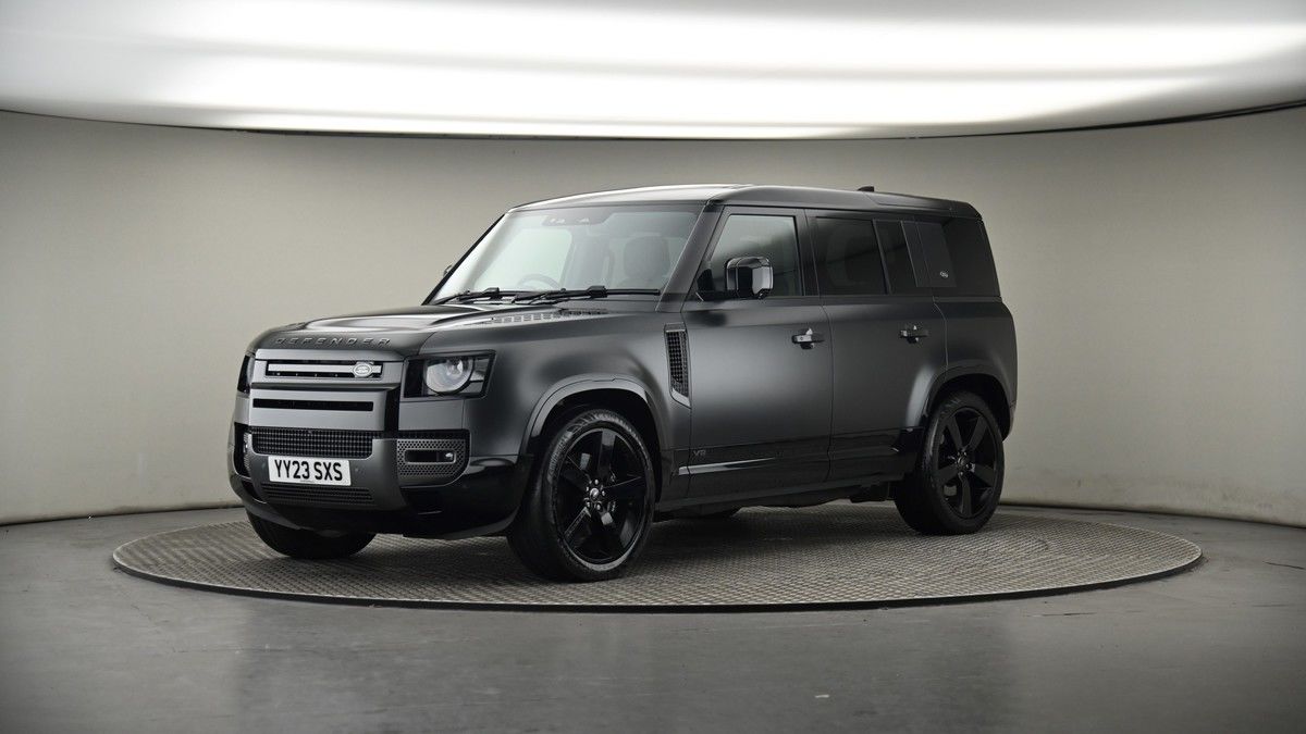 More views of Land Rover Defender 110