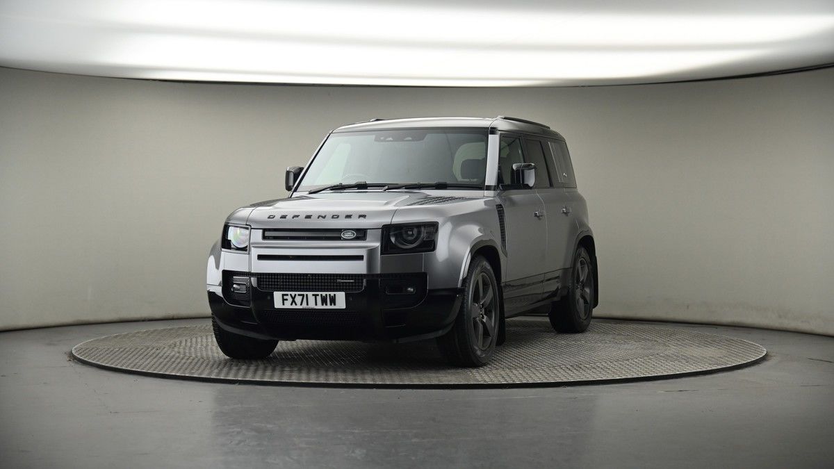 More views of Land Rover Defender 110