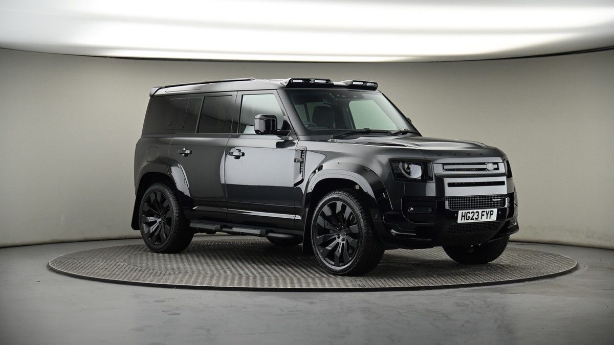 More views of Land Rover Defender 110