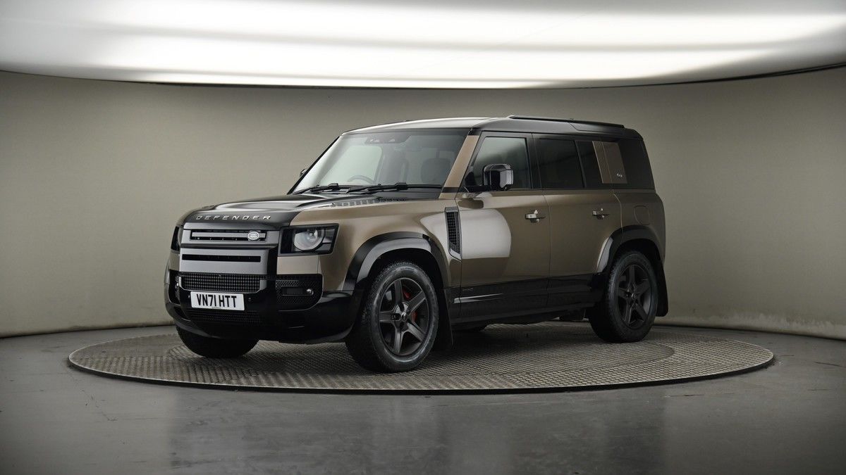 More views of Land Rover Defender 110